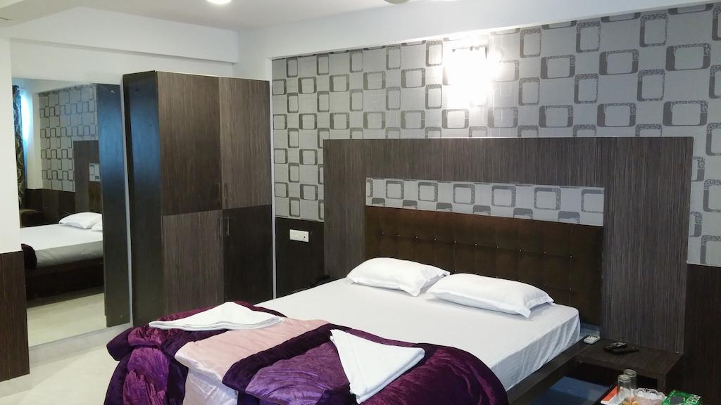 Capital Suites Бангалор Экстерьер фото